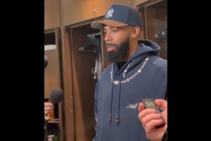 康利：阵容调整对自己影响挺大 会做好上场准备尽力帮助队友