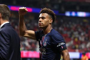 巴黎官方：杜埃右大腿肌肉损伤，将缺席几周时间