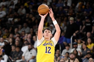 半场7中6贡献15分！湖记：与森林狼的那场彻底让拉拉维亚打出状态