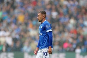 拉姆塞因爱犬走失与球队解约，记者怒批：懦夫