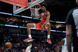 空砍群+1！墨菲22中15爆砍41分9板3助1断 得分平生涯最高纪录