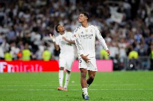 阿斯：贝林厄姆被绊倒的点球未判，巴列卡诺主场尺寸存在违规情况