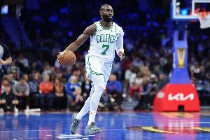 手感冰凉！杰伦-布朗半场7投仅1中拿到7分 罚球5中5