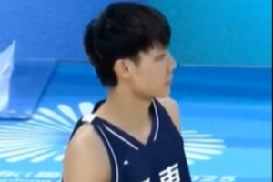 高效全能！徐杰三分10中6砍下18分7板6助 得分全场最高