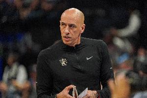 威少谈主教练：输球完全不应该归咎于他 他没法代替我们上场