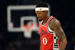 塞翁失马？当比尔出战时快船效率128.5全队最差 反之提升至113.8