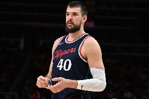 缺你真不行！祖巴茨15中11高效砍27分10板 正负值+25全场最高！