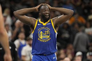 就是进不了！追梦空篮不中后连续3次补篮不中 最后穆迪三分命中