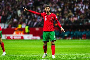 B费+内维斯，两名葡萄牙球员同场帽子戏法，为球队历史第三次出现