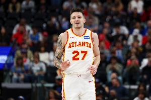 悬念回来了！克雷伊奇三分再中 老鹰轰出一波15-0