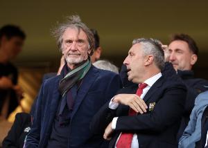 太阳报：拉爵说的是曼联青训设施不行，不是青训球员不行