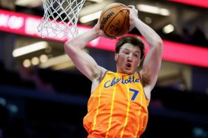 新秀榜：克尼佩尔居首 科沃德次席 弗拉格第3 命中率81.2%悍将第4