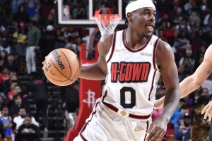 末节三分5中4！霍勒迪：就是去助队赢球 我在空位时队友能找到我