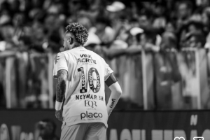 内马尔社媒：我们配得上更好结果，点球判罚标准不一致但只能接受