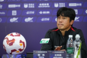 成都蓉城赛前：明天会拿出百分百的斗志全力拼搏，争取拿下三分！