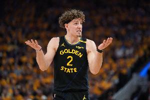 波杰姆斯基：防守端让对方“直接带球杀进来” 是末段崩盘的原因