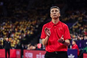 媒体人：中国男篮集训队热身赛胜北控16分 后者三外援+大部分主力