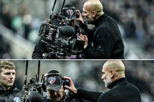 发生了什么？曼城输球后瓜帅与摄影师交流，扒开耳机上前耳语