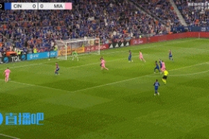 西尔维蒂左路传中，梅西头球破门！迈阿密1-0领先